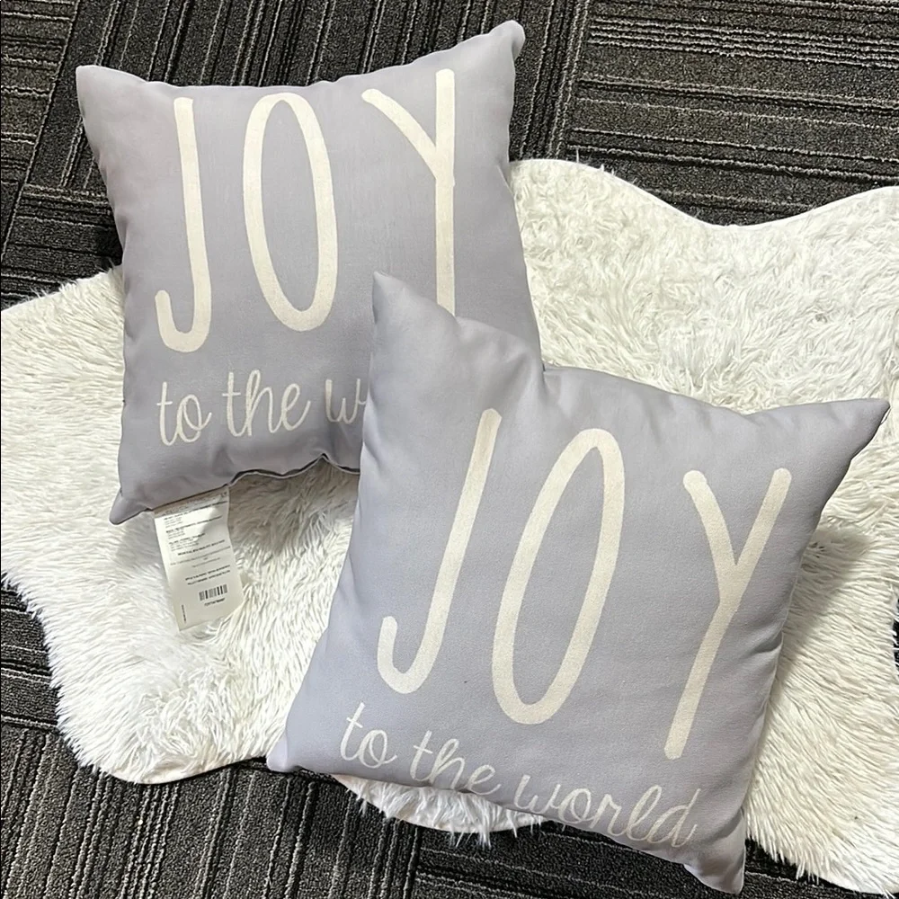 'Joy to the World' Holiday Indoors Outdoors Gray Throw Pillows NEW